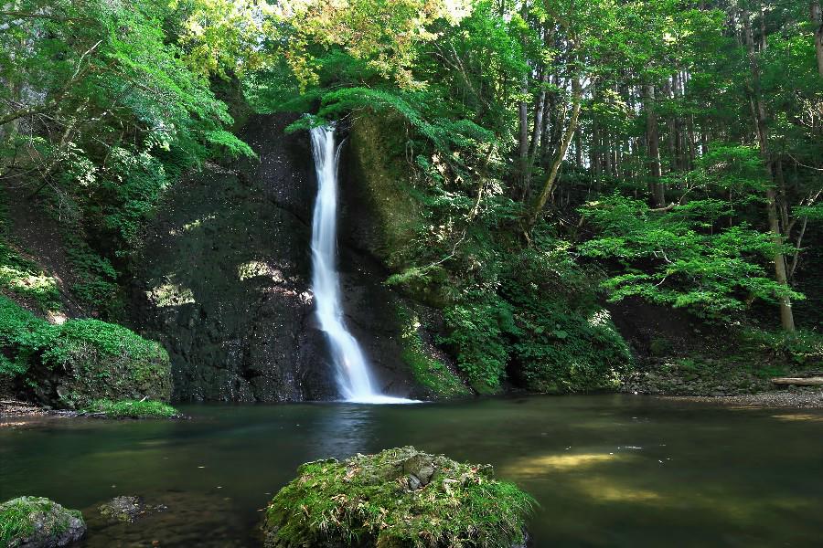 峨瓏の滝（がろうのたき）【秋田県藤里町】