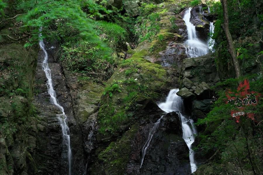 落合の滝（おちあいのたき）【愛媛県】≪白滝公園≫