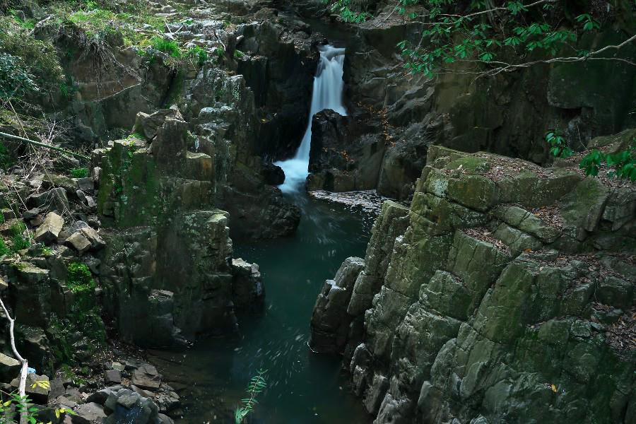 どんどの滝（どんどのたき）【広島県三原市】